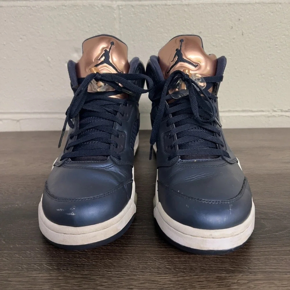 Size 10.5 - Air Jordan 5 Retro Bronze